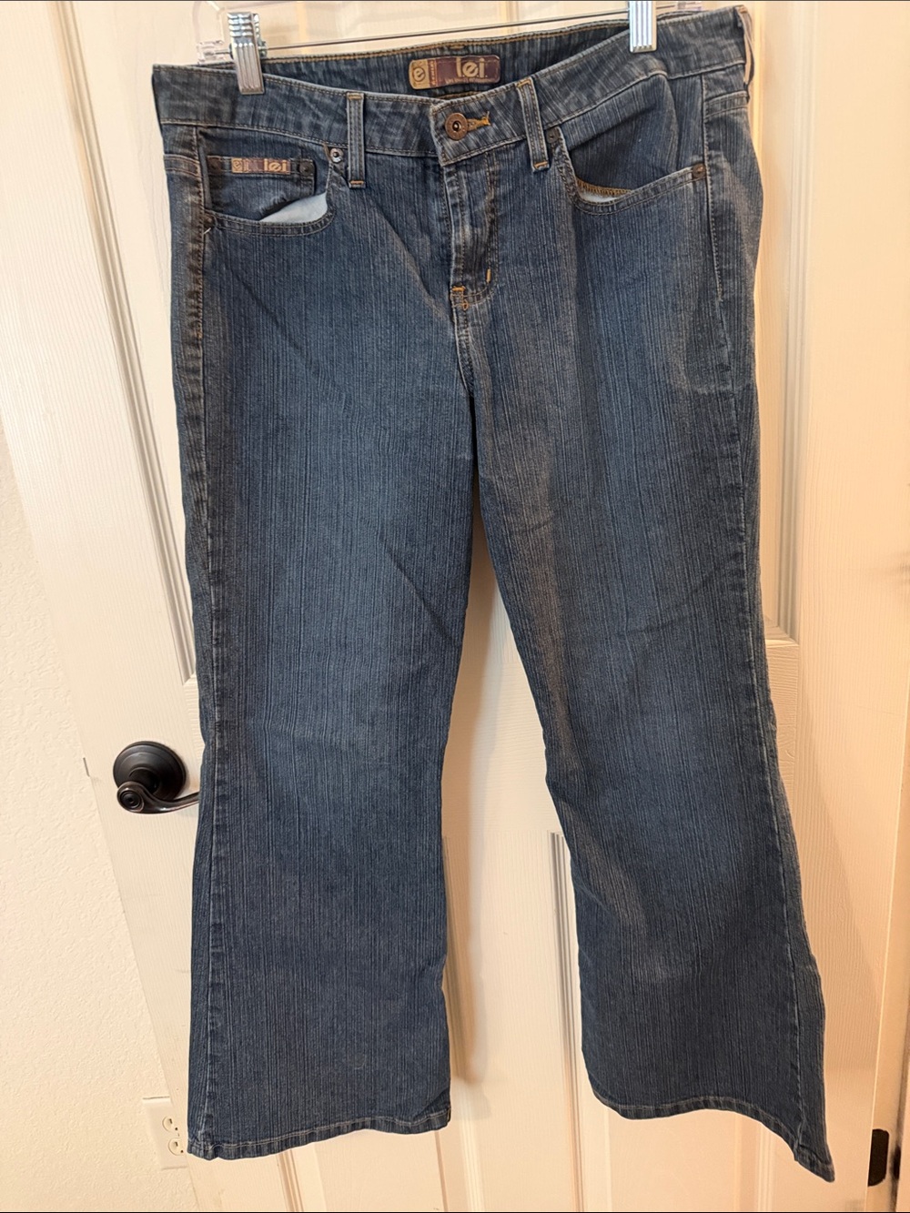 Y2K good condition, cute jeans lei Women's Flared Jeans in Dark Blue Wash